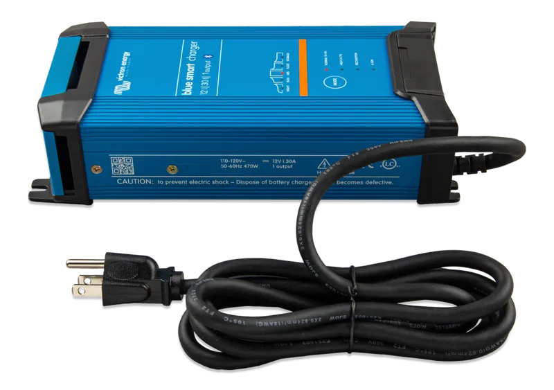 Victron Blue Smart IP22 12/30 (1)