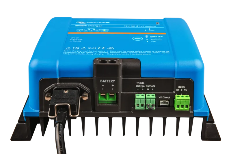Victron Phoenix IP43 30A